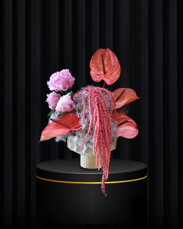 Blush Nova – Luxe Peony & Allium Vase Arrangement