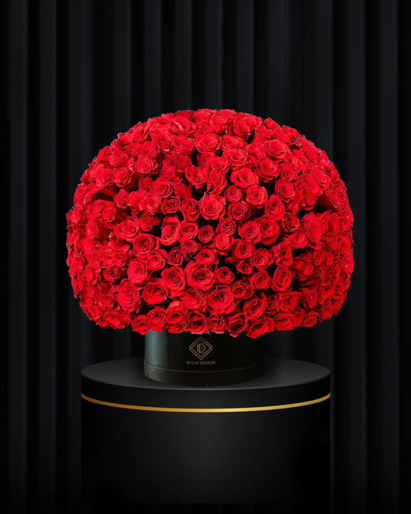 Luxury 365 Red Rose Hatbox Dubai